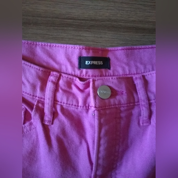 Express Pants - Picture 3 of 4